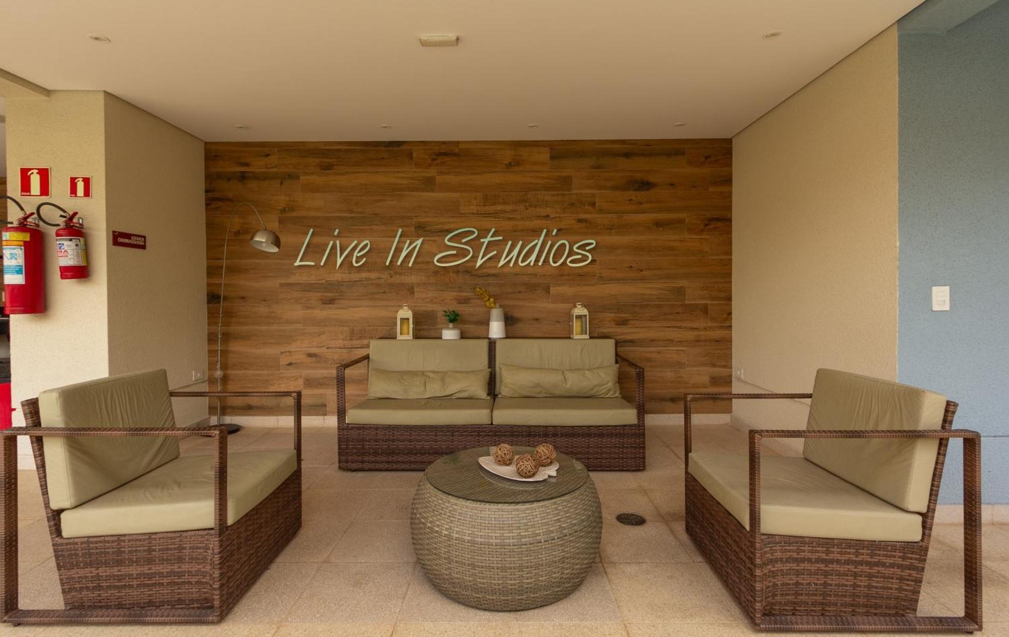 A 100m Bosque, Centro E Cambui- Office, Piscina, Sauna, Jacuzzi, Fitness Apartment *